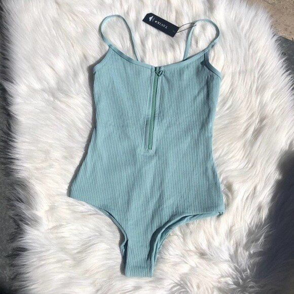 Tavik Womens Size Small Maddie One Piece - Picture 10 of 15